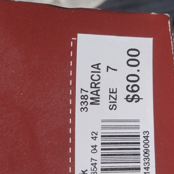 NIB Dressbarn NIB size 7 Marcia boots for women NWT - Picture 8 of 8